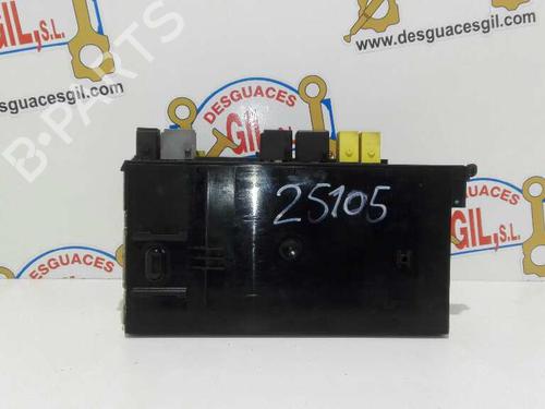 Used Fuse box MERCEDES-BENZ C-CLASS (W203) C 270 CDI (203.016) (170 hp) 20788696