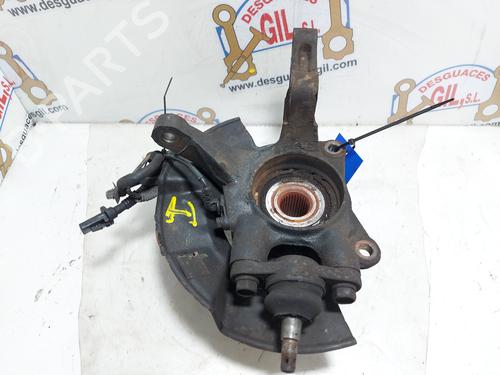Used Left front steering knuckle HYUNDAI TUCSON (JM) 2.0 CRDi (113 hp) 20740692