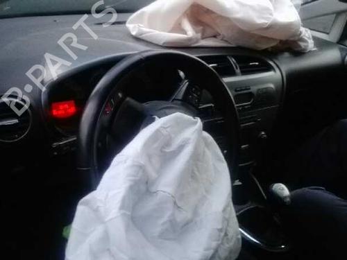 Rear wiper motor SEAT LEON (1P1) 2.0 TDI | BP20782568M102 