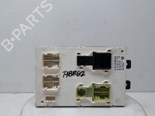 Used Fuse box MERCEDES-BENZ VITO Van (W447) 114 CDI (447.601, 447.603, 447.605) (136 hp) 25494348