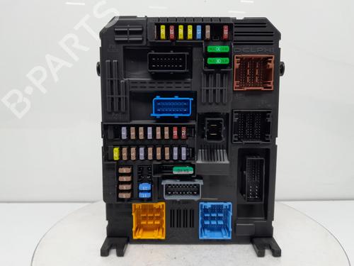 Zekeringkast PEUGEOT 3008 II SUV (MC_, MR_, MJ_, M4_) [2016-2025]  31159972