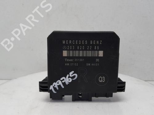 Used Comfort control module MERCEDES-BENZ C-CLASS (W203) C 180 Kompressor (203.046) (143 hp) 24155546