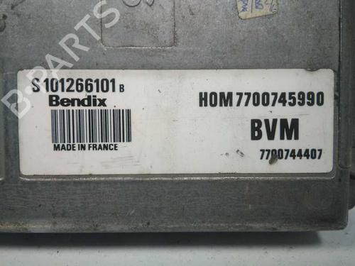 Engine control unit (ECU) RENAULT 21 Saloon (L48_) 2.0 (L483) | BP20797824M57 
