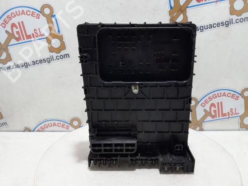 Used Fuse box VW PASSAT B6 (3C2) [2005-2010]  20769267