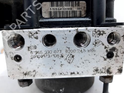 ABS pump RENAULT CLIO III Grandtour (KR0/1_) 1.5 dCi (KR0G) | BP20739482M43 