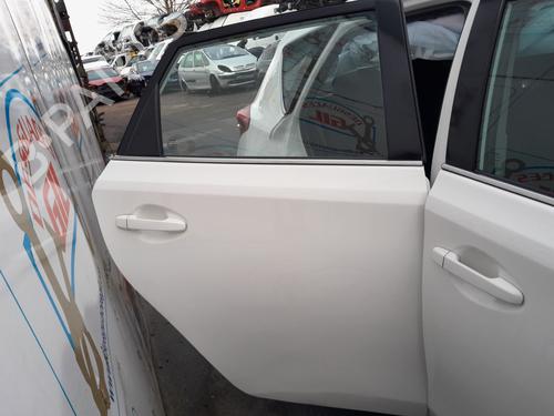 right-rear-door-toyota-auris-_e18_-2012-2013-2014-2015-2016-2017-2018-2019-33891173 main image