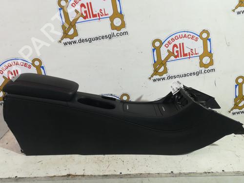 Accoudoir central MERCEDES-BENZ A-CLASS (W176) A 220 CDI 4-matic (176.005) (170 hp) 20749736
