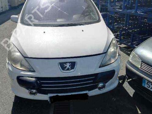 Fuse box PEUGEOT 307 Break (3E) 1.6 HDi 110 | BP20781457E1 