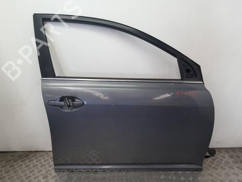 Used Right front door Right front door 31043771 31043771