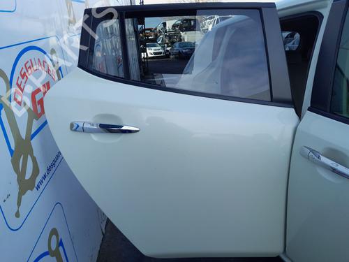 right-rear-door-nissan-leaf-ze0-2010-2011-2012-2013-2014-2015-2016-2017-34519651 main image