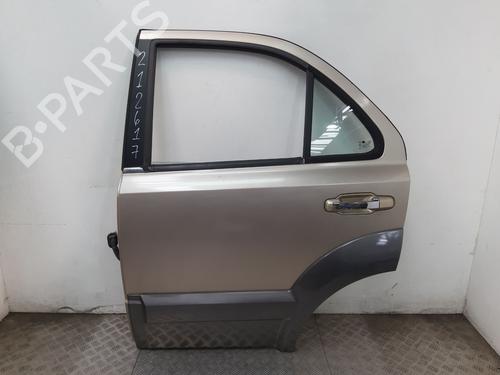 Used Left rear door Left rear door 39187133 39187133