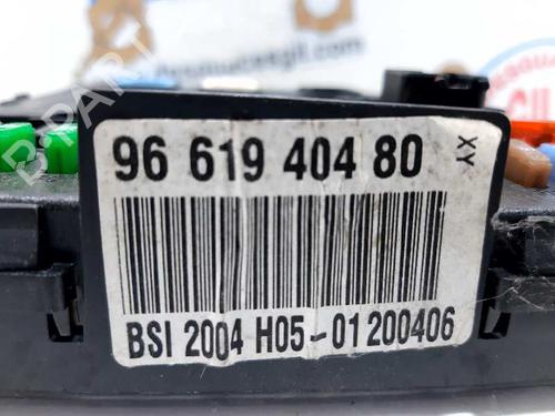 Used Fuse box CITROËN C4 I (LC_) [2004-2014]  20732418