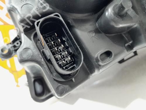 Right headlight VW POLO (9N_, 9A_)  | BP20772323C29 
