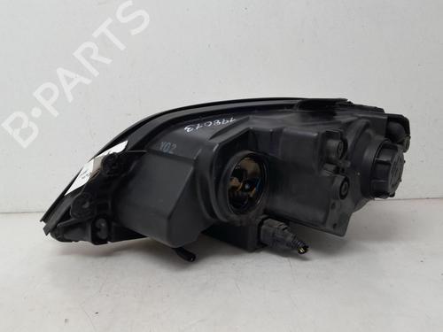 Right headlight KIA SORENTO I (JC) 2.5 CRDi 4WD | BP31316622C29