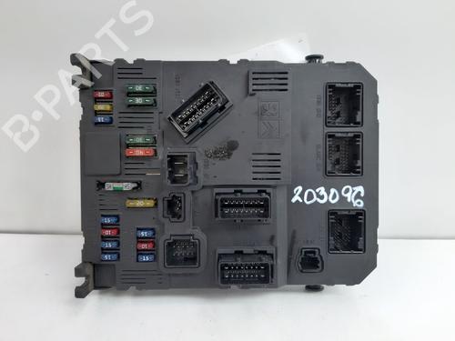 Used Fuse box Fuse box CITROËN XSARA PICASSO (N68) 2.0 HDi (90 hp) 34521606 34521606