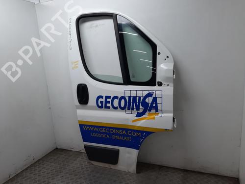 right-front-door-peugeot-boxer-van-2006-34519688 main image