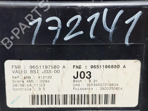 Fuse box PEUGEOT 307 Break (3E) 1.6 HDi 110 | BP21100393E1 