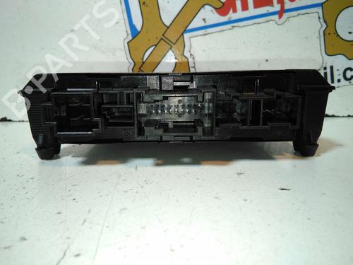 Comfort control module MERCEDES-BENZ C-CLASS (W203) C 200 CDI (203.004) | BP20790473M56 