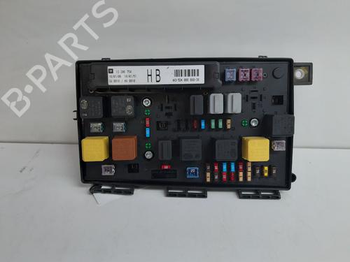 fuse-box-opel-astra-h-gtc-a04-2005-2006-2007-2008-2009-2010-34132736 main image