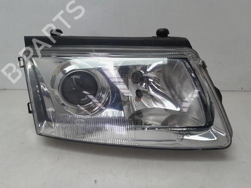 Used Right headlight VW PASSAT B5 (3B2) [1996-2001]  31072215