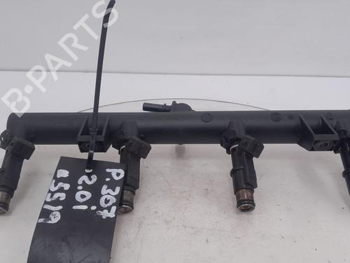 Used Injection rail Injection rail PEUGEOT 307 CC (3B) 2.0 16V (136 hp) 36753729 36753729