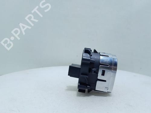 Switch MERCEDES-BENZ B-CLASS Sports Tourer (W247) B 180 d (247.003) | BP21829137I30