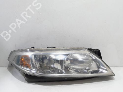 Used Right headlight RENAULT LAGUNA II (BG0/1_) [2001-2007]  21389346