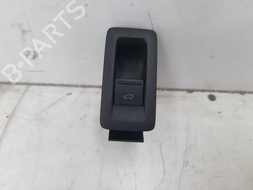 Used Switch VW SCIROCCO III (137, 138) 2.0 TFSI (200 hp) 27705475
