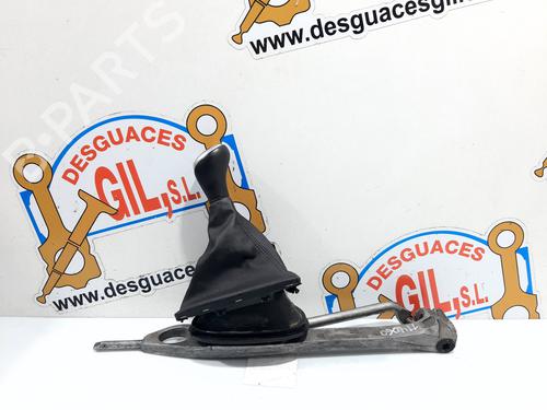 Used Gear lever BMW 1 (F20) 118 d (143 hp) 20741166
