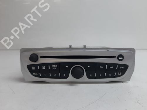 radio-renault-megane-iii-hatchback-bz01_-b3_-2008-34132889 main image