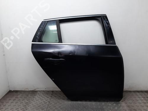 Dør højre bagtil Dør højre bagtil VOLVO V60 I (155) D3 / D4 (163 hp) 34132642 34132642
