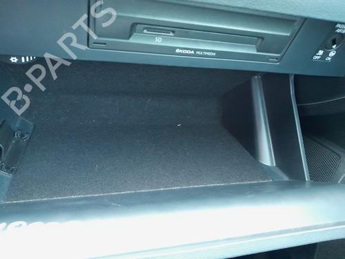 Glove box SKODA OCTAVIA III (5E3, NL3, NR3) 1.0 TSI | BP30105386C95