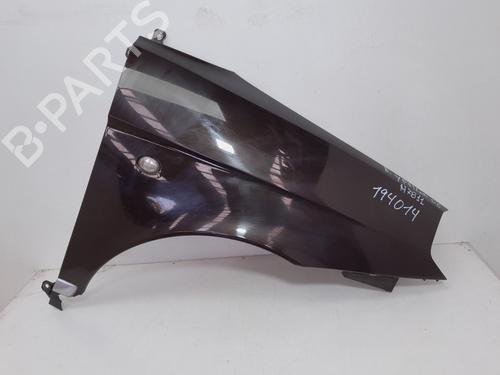 Używane Błotnik przedni prawy LANCIA YPSILON (843_) 1.3 D Multijet (843.AXE11, 843.AXE1A) (90 hp) 30589068