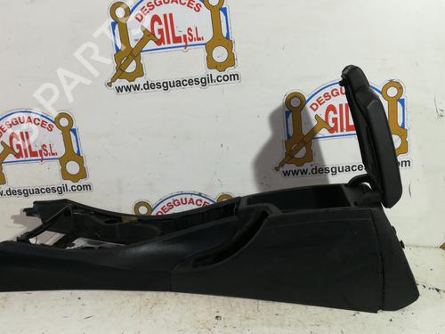 Used Armrest / Center console BMW 3 (E90) 320 d (163 hp) 20749544