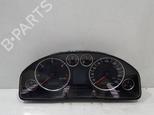 Used Instrument cluster AUDI A6 C5 Avant (4B5) 2.5 TDI (155 hp) 24646026
