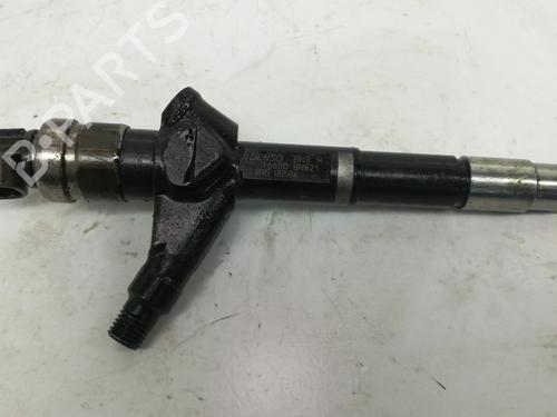 Used Injector Injector NISSAN ALMERA TINO (V10) 2.2 dCi (115 hp) 35965604 35965604