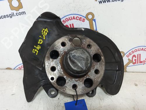 Used Left front steering knuckle MERCEDES-BENZ C-CLASS (W203) C 220 CDI (203.006, 203.008) (143 hp) 20748612