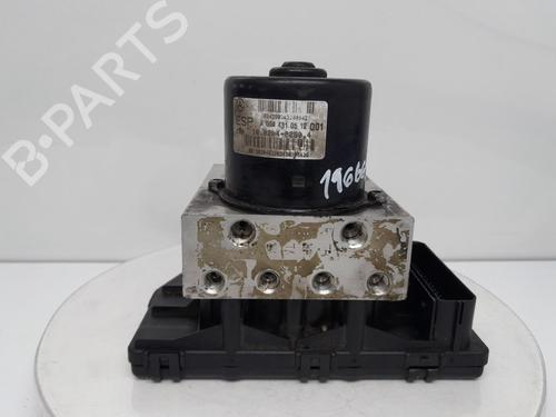 Used ABS pump ABS pump MERCEDES-BENZ C-CLASS (W203) C 220 CDI (203.006) (136 hp) 34131092 34131092