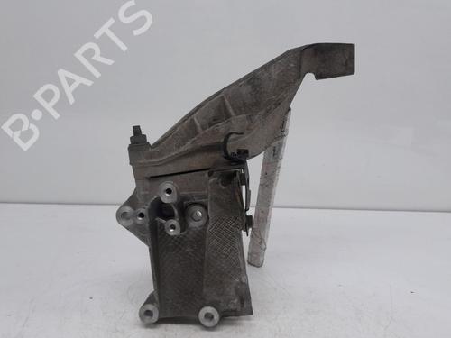 Used Engine mount PEUGEOT 306 Hatchback (7A, 7C, N3, N5) [1993-2003]  32268648