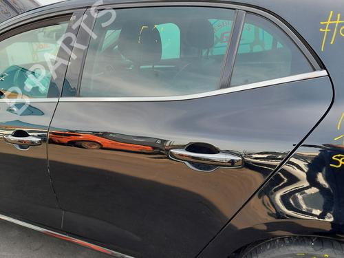 left-rear-door-renault-megane-iv-hatchback-b9amn_-2015-39187854 main image