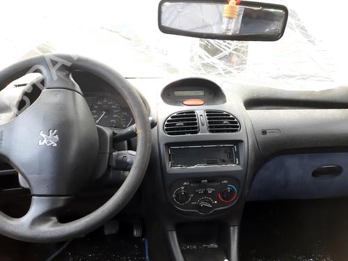 Fuse box PEUGEOT 206 Hatchback (2A/C) 1.9 D | BP20757537E1 
