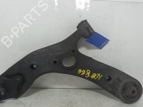 Used Left front suspension arm TOYOTA AURIS (_E15_) [2006-2012]  25903729