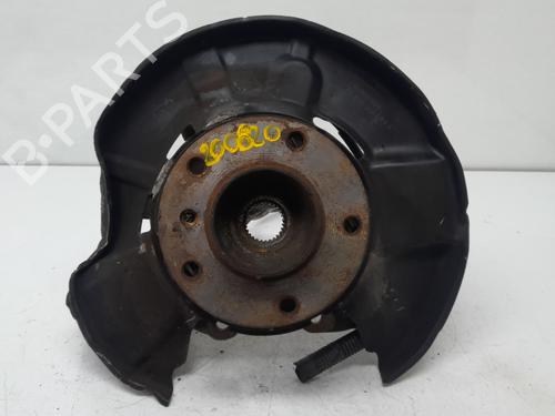 Used Right rear steering knuckle BMW 1 (E87) 118 d (122 hp) 31382440