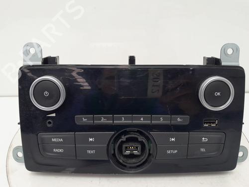 radio-renault-clio-iv-bh_-2012-2013-2014-2015-2016-2017-2018-2019-2020-2021-30618441 main image