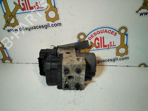 Used ABS pump RENAULT SAFRANE II (B54_) 2.2 dT (B54G) (113 hp) 20789532