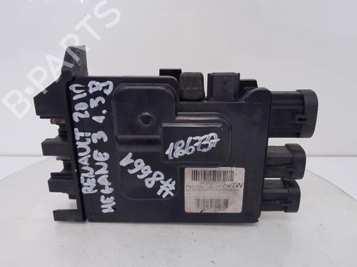 Used Electronic module RENAULT MEGANE III Hatchback (BZ0/1_, B3_) 1.5 dCi (106 hp) 30551597