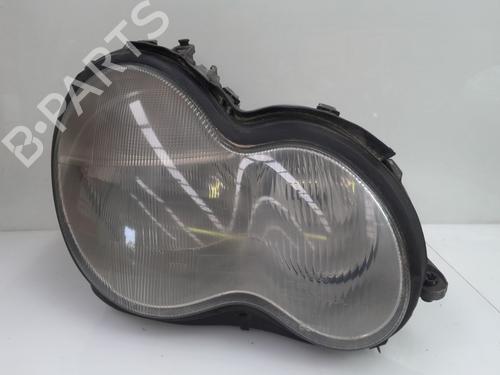 Used Right headlight MERCEDES-BENZ C-CLASS (W203) C 220 CDI (203.006) (136 hp) 31156569