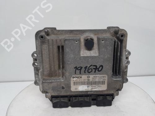 Used Engine control unit (ECU) SUZUKI GRAND VITARA II (JT, TE, TD) 1.9 DDiS All-wheel Drive (JT419, TD44, JB419WD, JB419XD,... (129 hp) 29010666