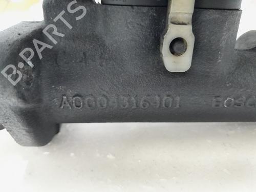 Brake master cylinder MERCEDES-BENZ SPRINTER 3-t Van (B903)  | BP20768573M77 