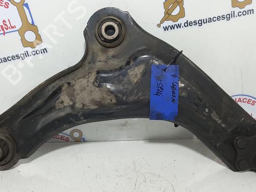 Used Left front suspension arm RENAULT LAGUNA II (BG0/1_) [2001-2007]  20745794